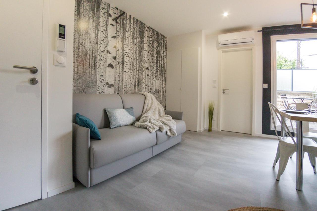 Appart-Hotel N 4 Calme Avec Terrasse, Wi-Fi Haut Debit, Petit-Dejeuner, Room-Service Et Parking Prive Chouzelot Exteriör bild